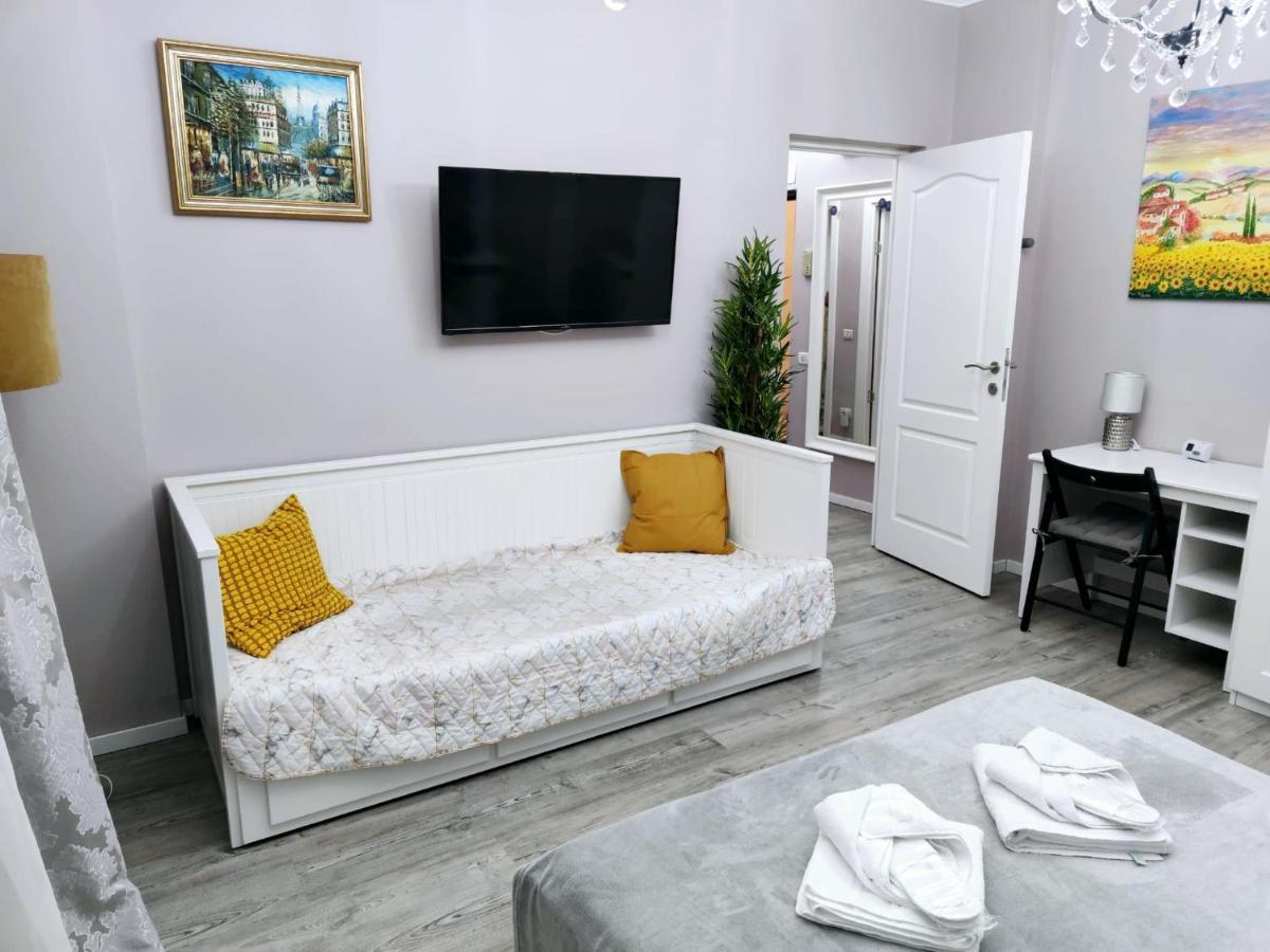Chic Studio Old City Center - Ivo19 Bükreş Dış mekan fotoğraf